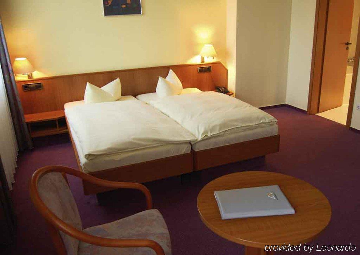 Hotel Grossbeeren Bilik gambar